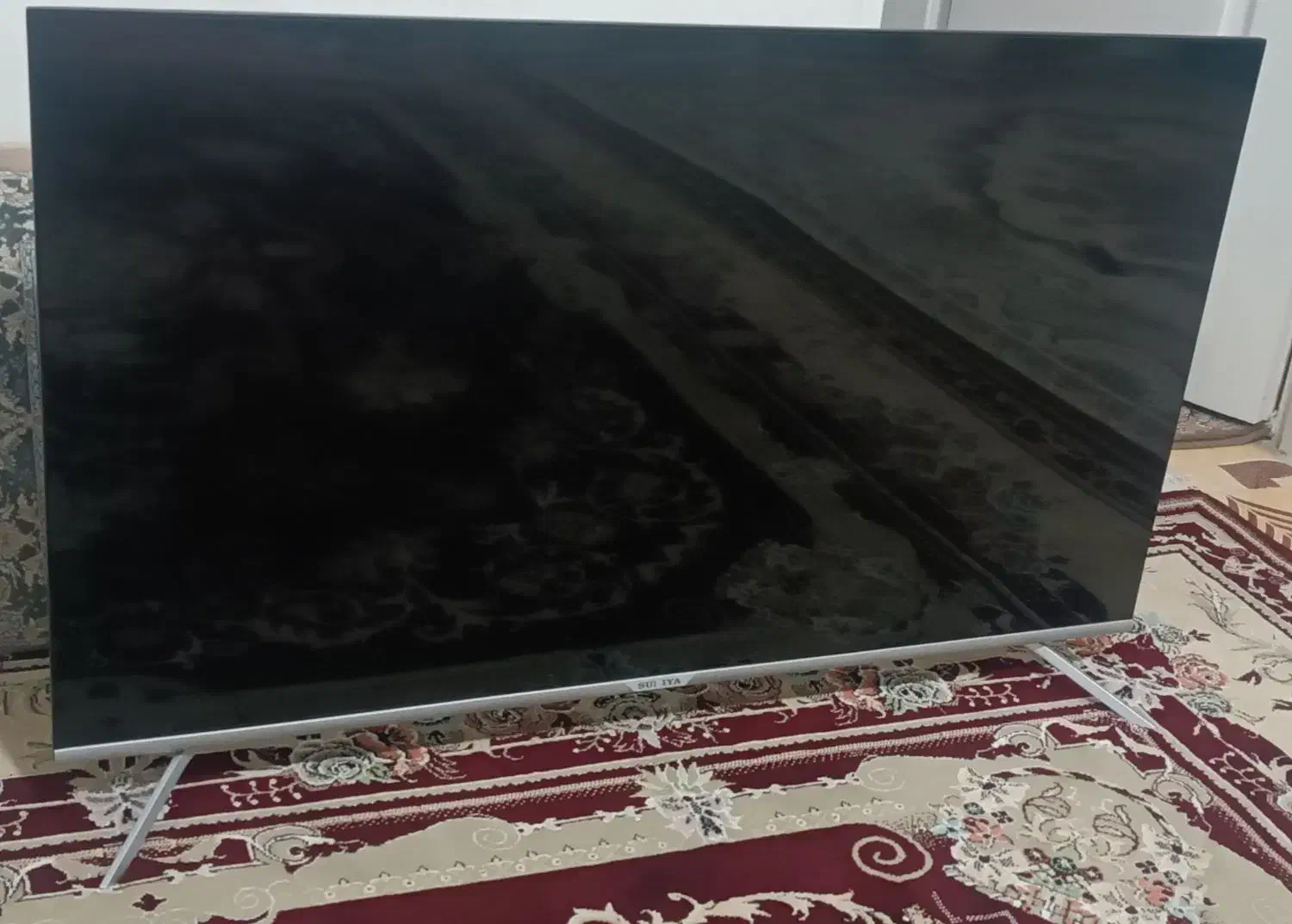 تلوزیون|تلویزیون و پروژکتور|رباط‌کریم, رباط‌کریم|دیوار