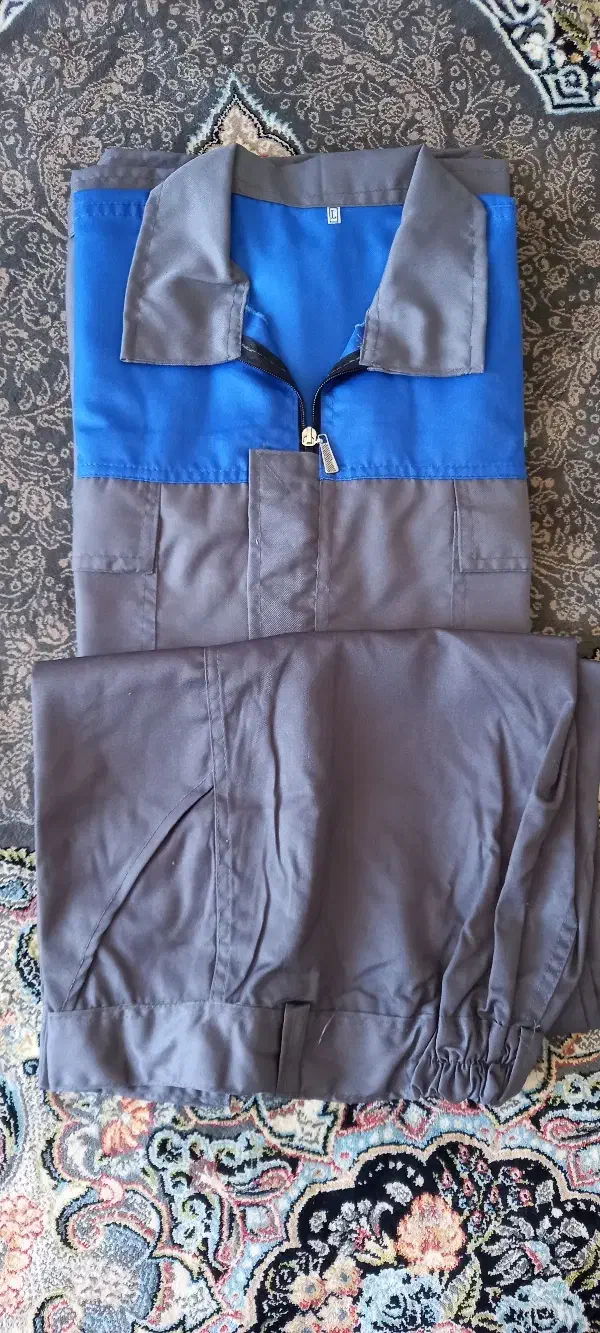 لباس کار|لباس|بشاریات, |دیوار