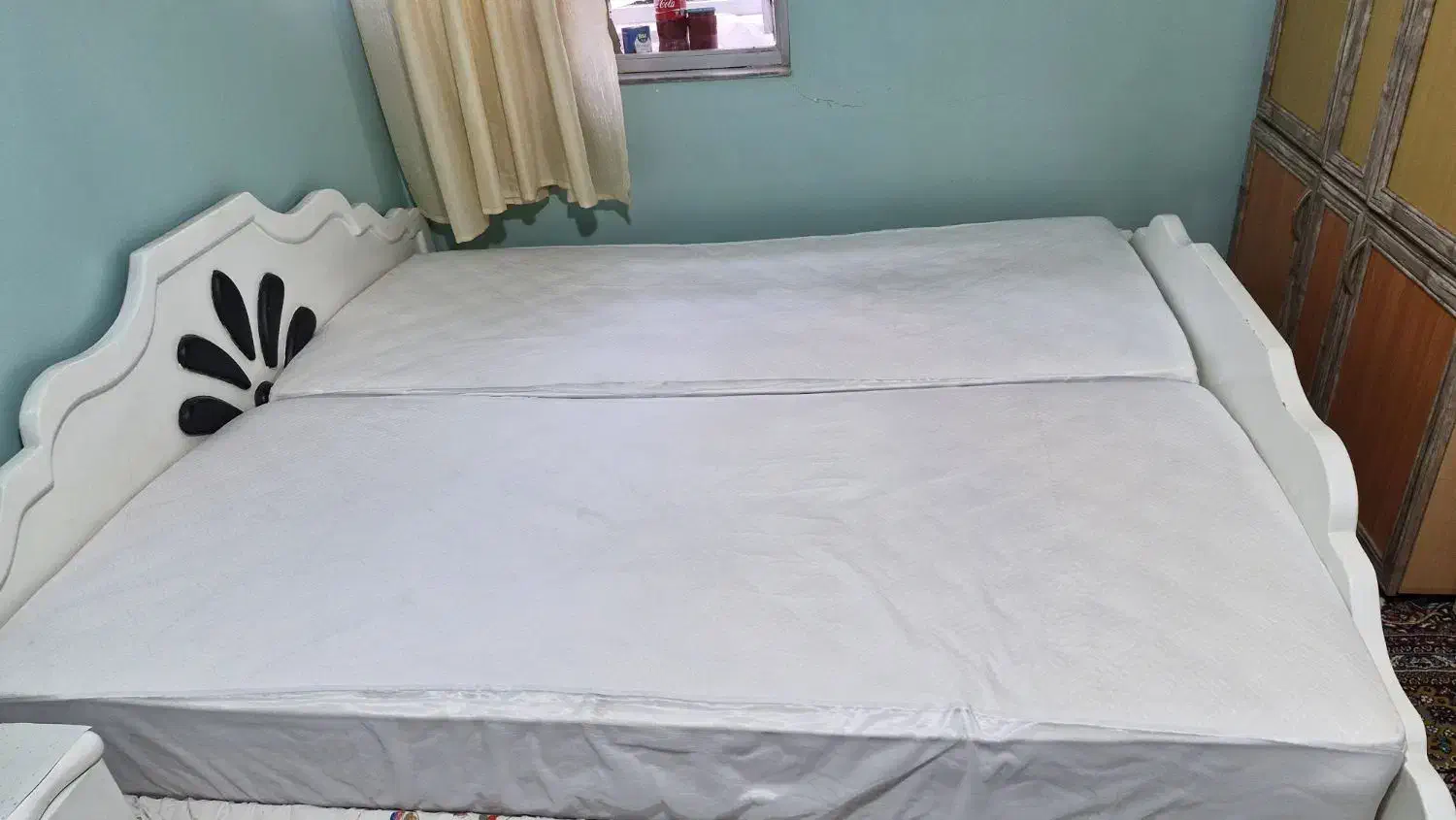 تخت دونفره با سایز بزرگتروجنس عالی|تخت و سرویس خواب|مرند, |دیوار