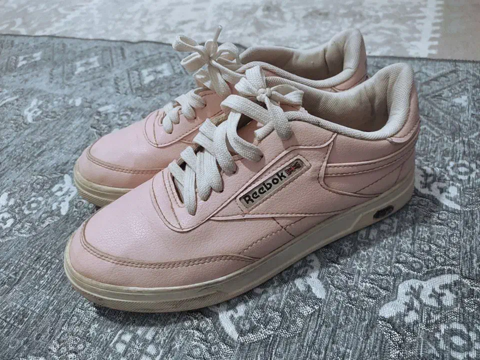 کتونی دخترانه سایز ۳۹|کیف، کفش، کمربند|نورآباد, |دیوار