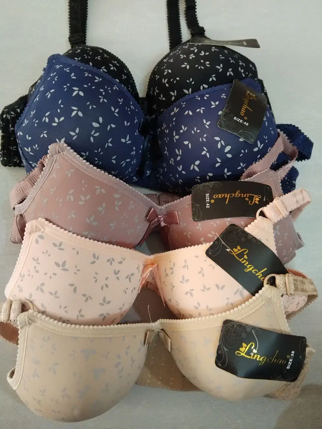 لباس زیر|لباس|محلات, |دیوار