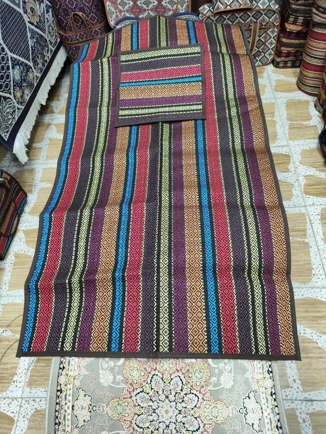 زیرانداز،جانماز|روفرشی|بیرجند, |دیوار