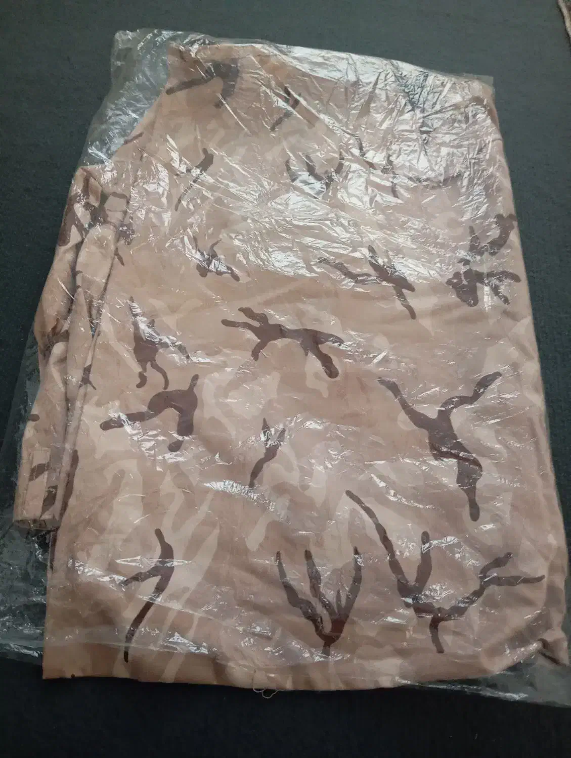 لباس سربازی نونو|لباس|قم, باغ شریفی|دیوار