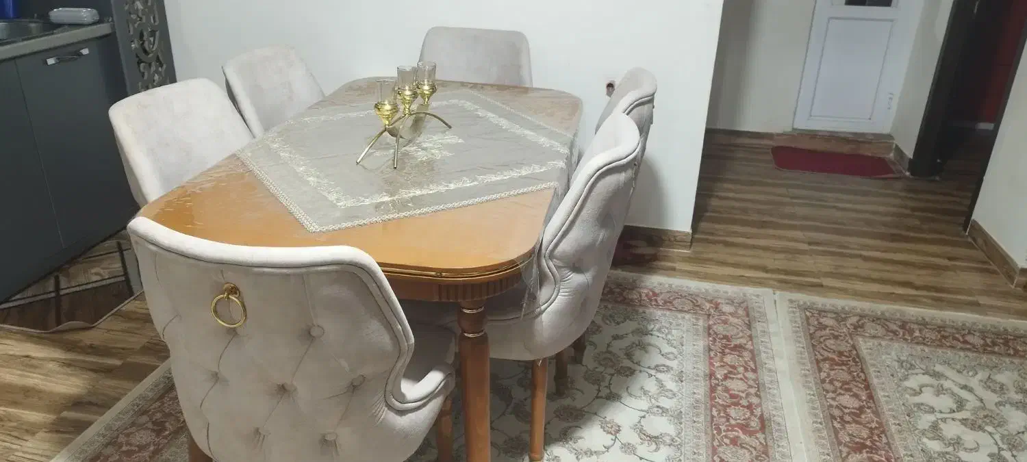 نهار خوری در حد نو|میز و صندلی غذاخوری|سنندج, |دیوار