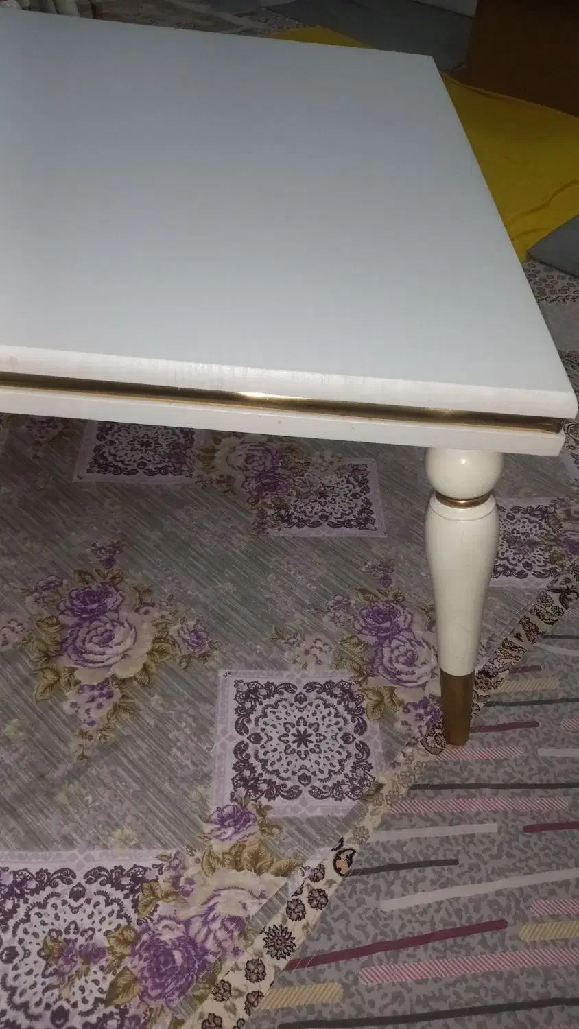 جلو مبلی ۳تیکه همراه با شیشه ی روش|مبلمان خانگی و میز عسلی|تهران, اوقاف|دیوار