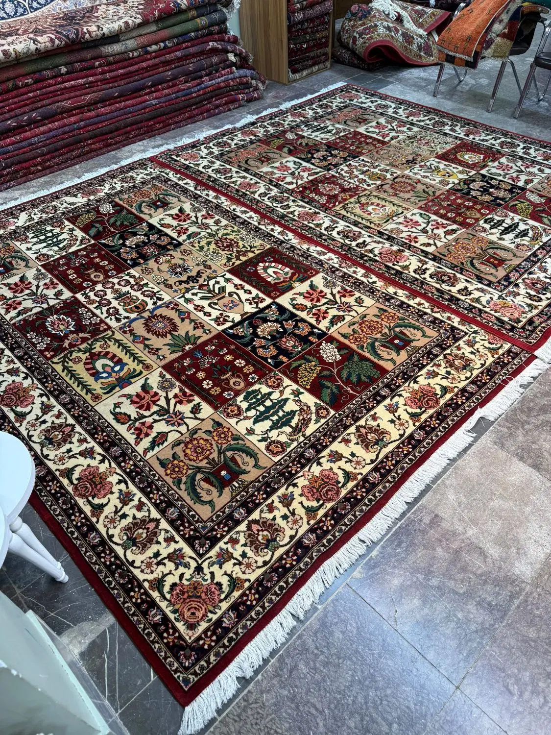 فرش دستبافتتو نقدی نخر بیا با اقساط بدون سود بخر|فرش|اصفهان, نقش جهان|دیوار