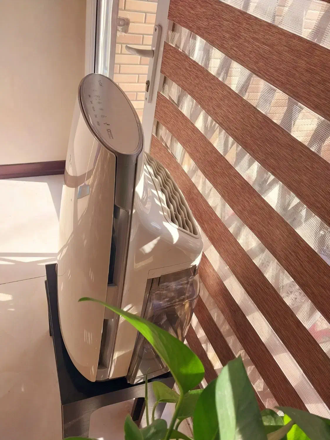 تصفیه هوای LG AM30GUWF1 (Aqua)|پنکه و تصفیه‌کنندهٔ هوا|تهران, فلسطین (میدان انقلاب)|دیوار