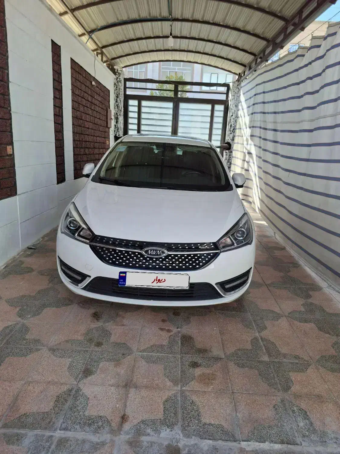 ماشین اریزو ۵|خودرو سواری و وانت|یزد, |دیوار