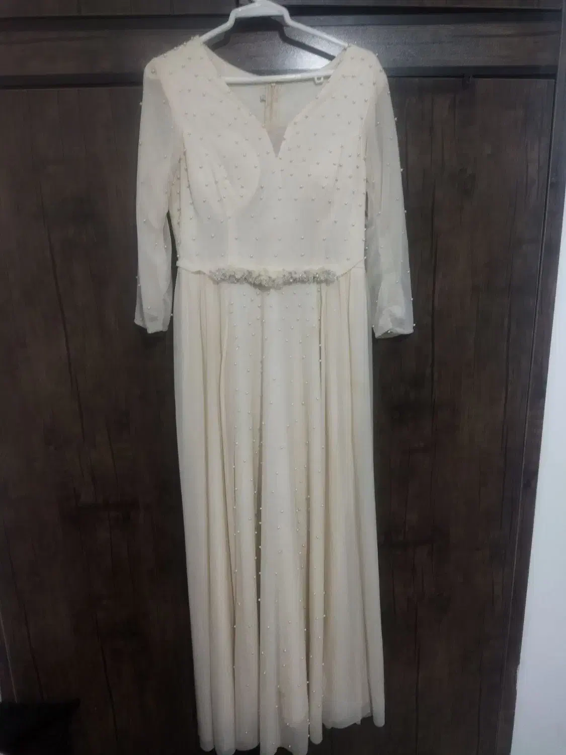 لباس مجلسی|لباس|فولادشهر, مسکن مهر فولادشهر|دیوار