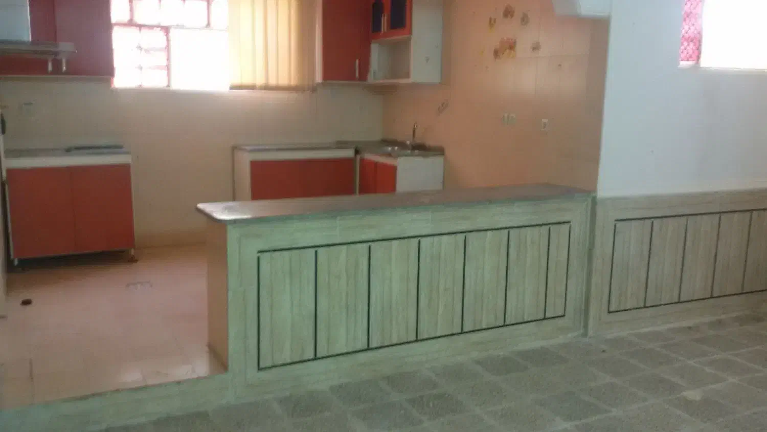 یک واحد منزل مسکونی واقع در مرکز شهر خیابان سادات|فروش آپارتمان|شوشتر, |دیوار