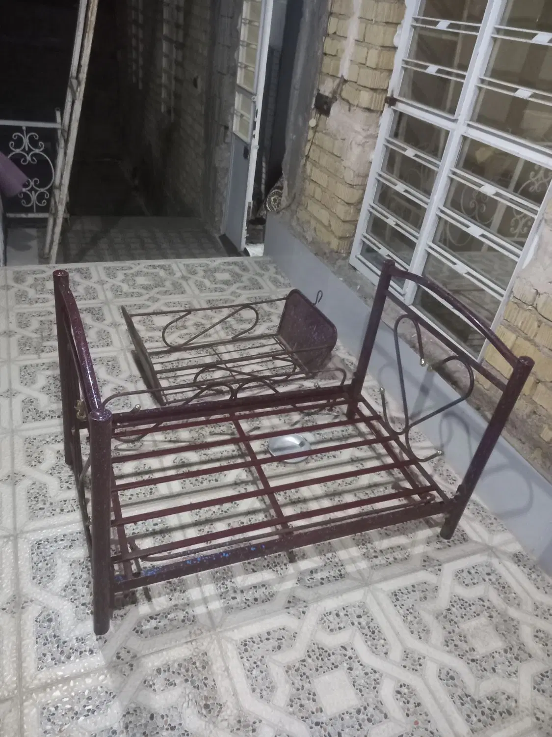 گهواره|اسباب و اثاث بچه|شیراز, بید زرد|دیوار