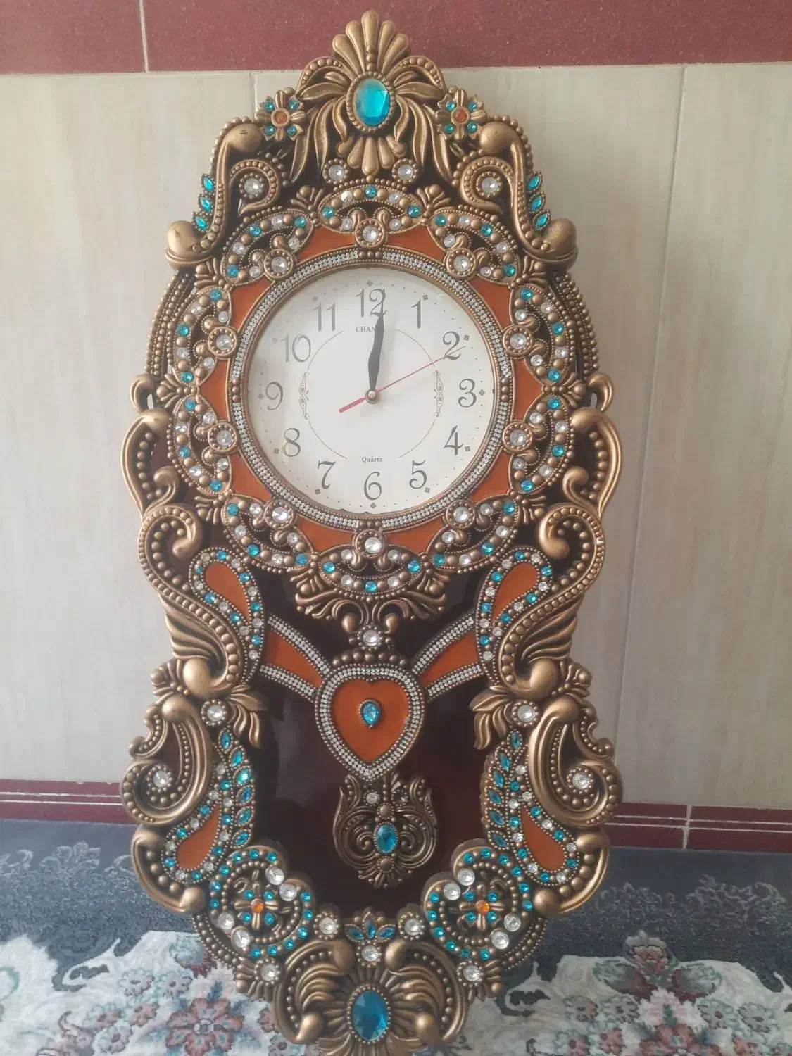 ساعت دیواری|ساعت دیواری و تزئینی|صحنه, |دیوار