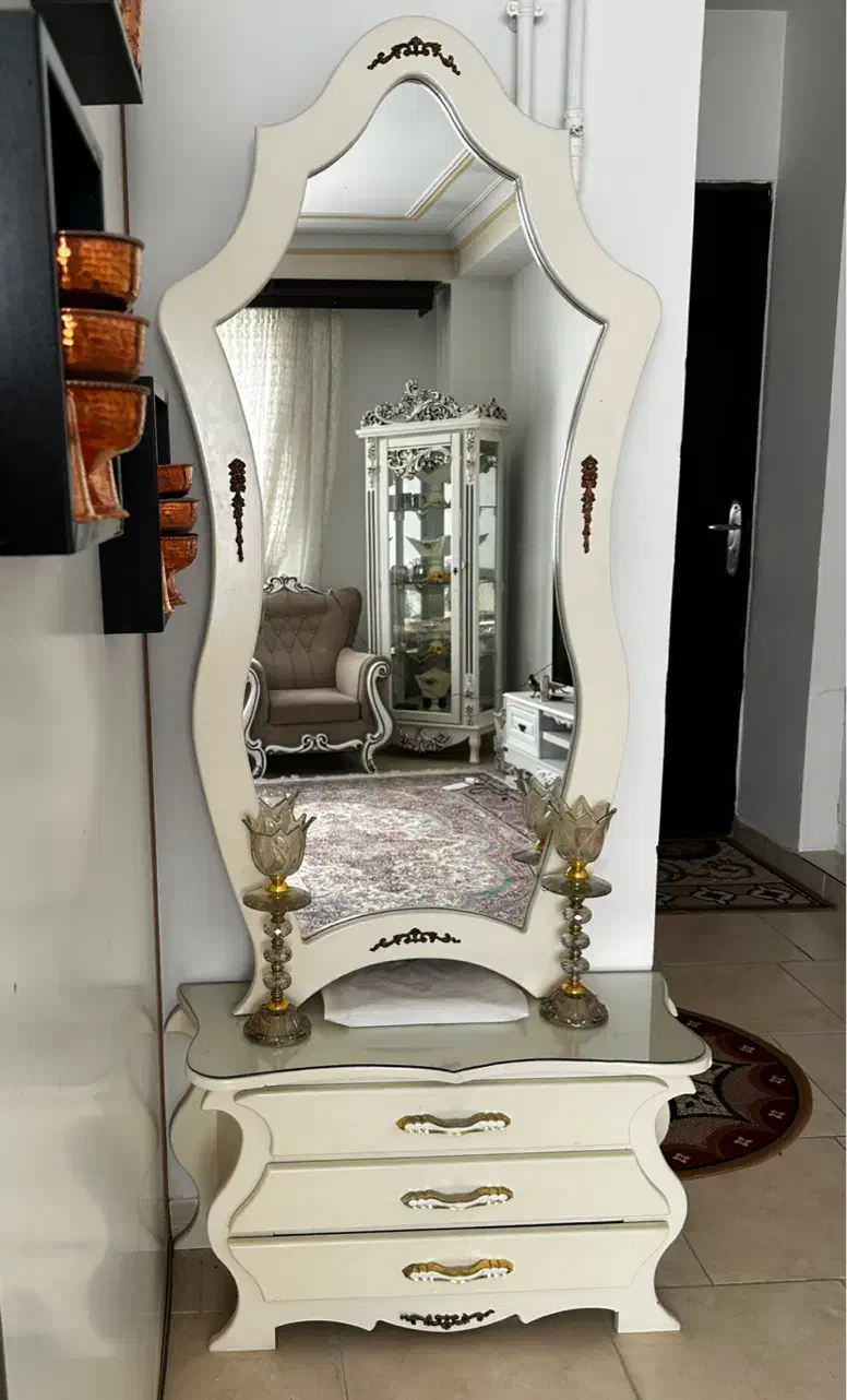 آینه و شمعدان|آینه|زنجان, |دیوار