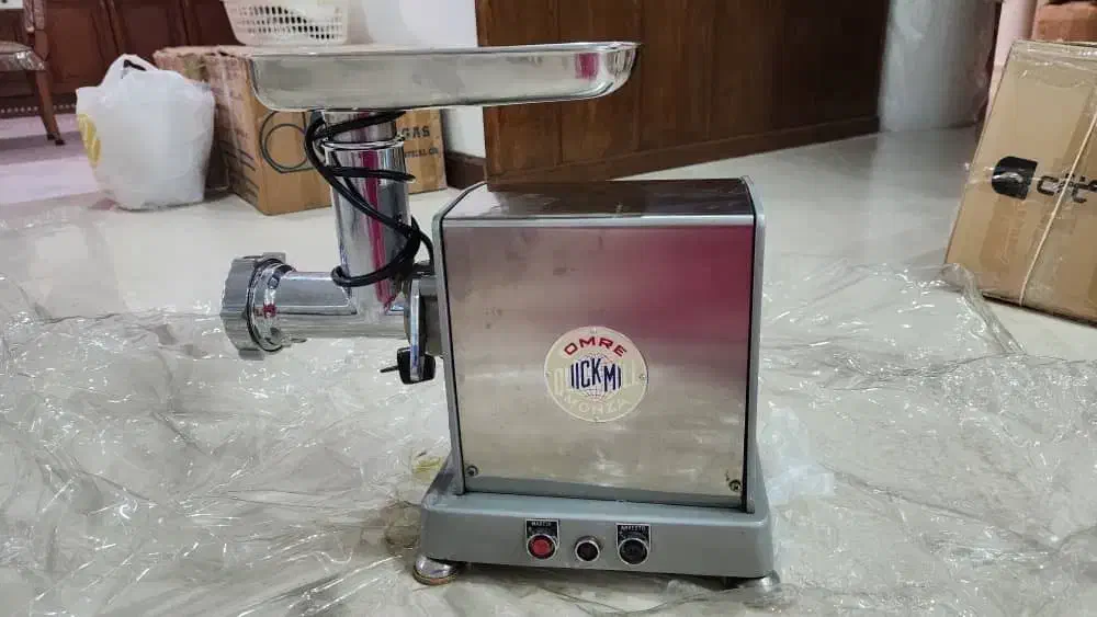 چرخ گوشت نیمه صنعتی QUICK MILL ایتالیا|خردکن، آسیاب، غذاساز|تهران, محمودیه|دیوار