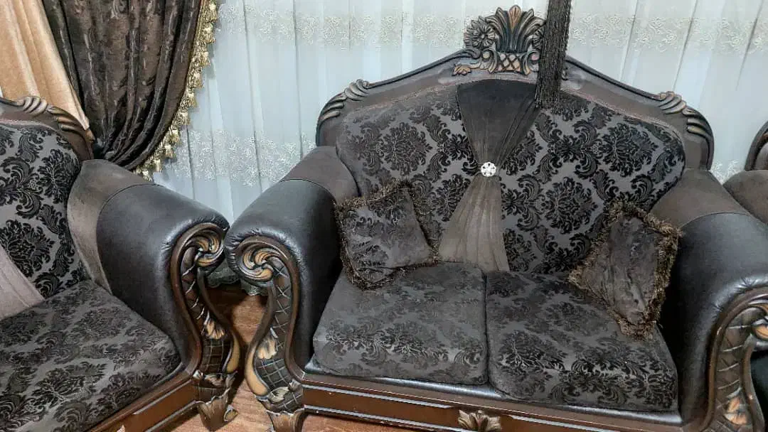 مبل سلطنتی کلاسیک درجه یک|مبلمان خانگی و میز عسلی|فسا, |دیوار