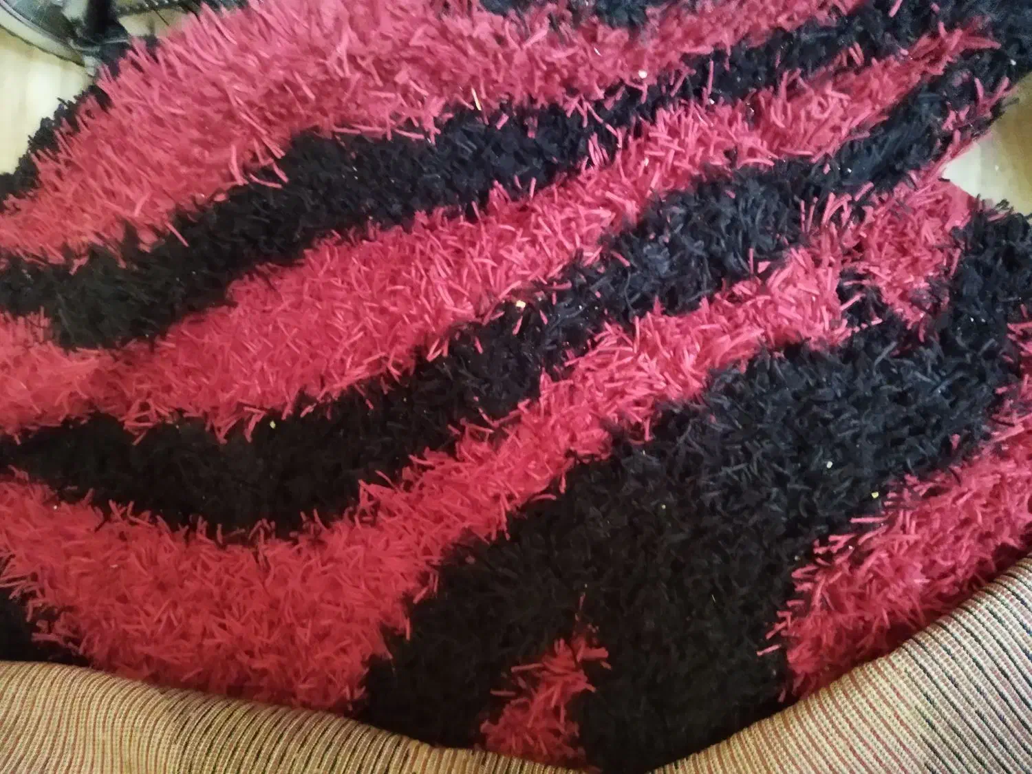 فرش  ریش ریش ترکیه ای|فرش|کرج, باغستان|دیوار