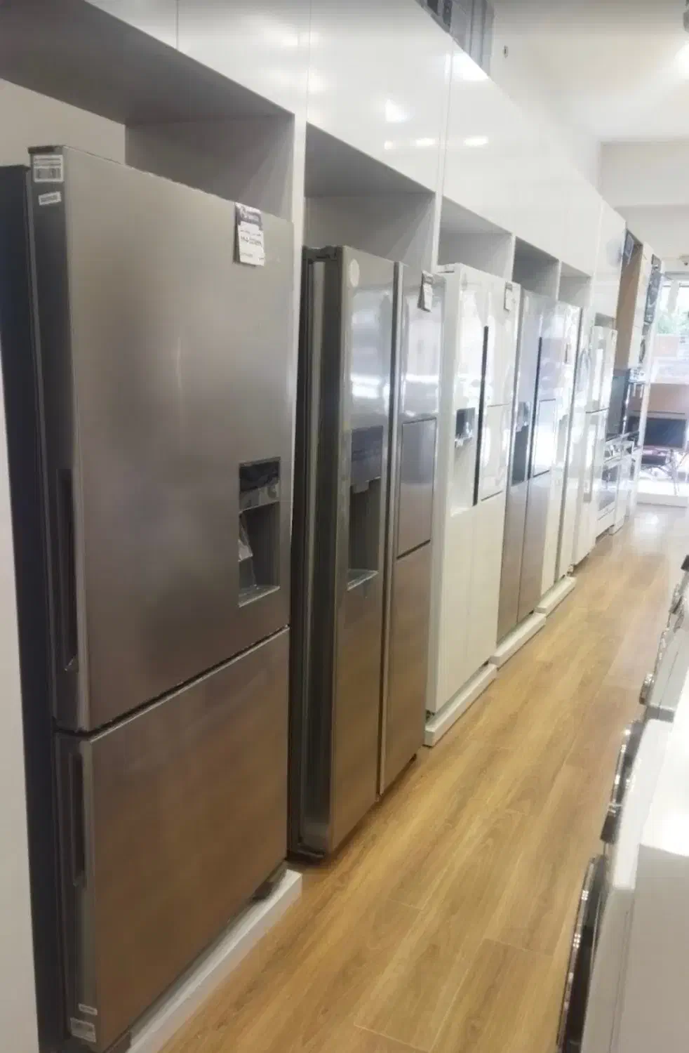 ۱۰۰ متر مدرس خ پزشکان با بالکن بالابر|اجارهٔ مغازه و غرفه|کرمانشاه, |دیوار