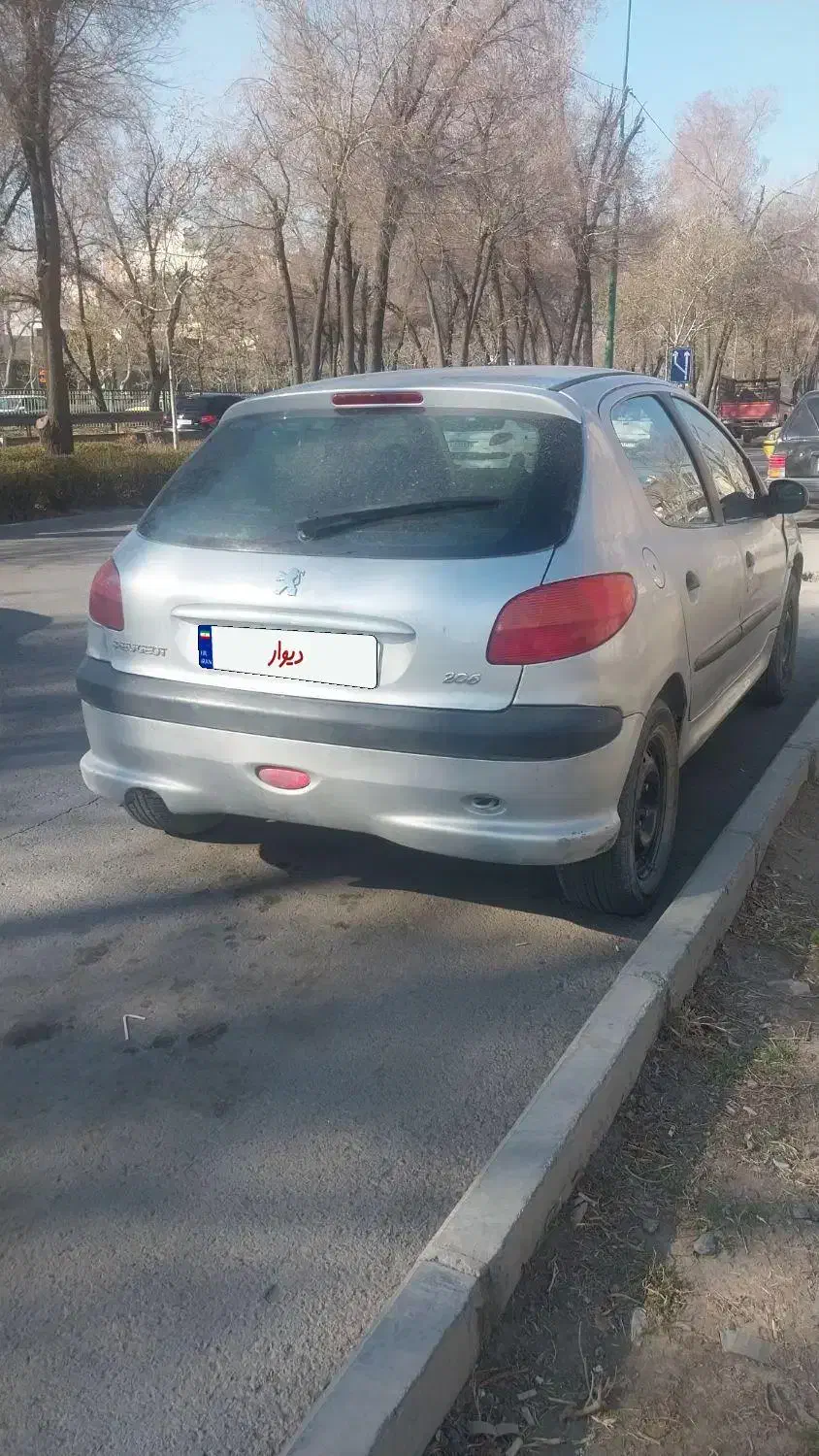 پژو ۲۰۶|خودرو سواری و وانت|اصفهان, گرکان|دیوار