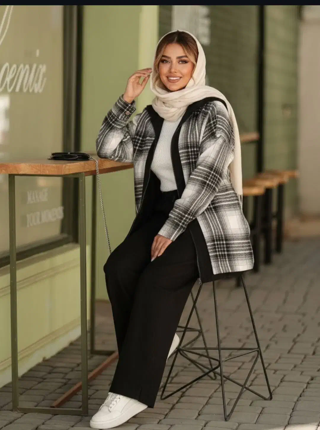 پالتو و مانتو|لباس|یاسوج, |دیوار