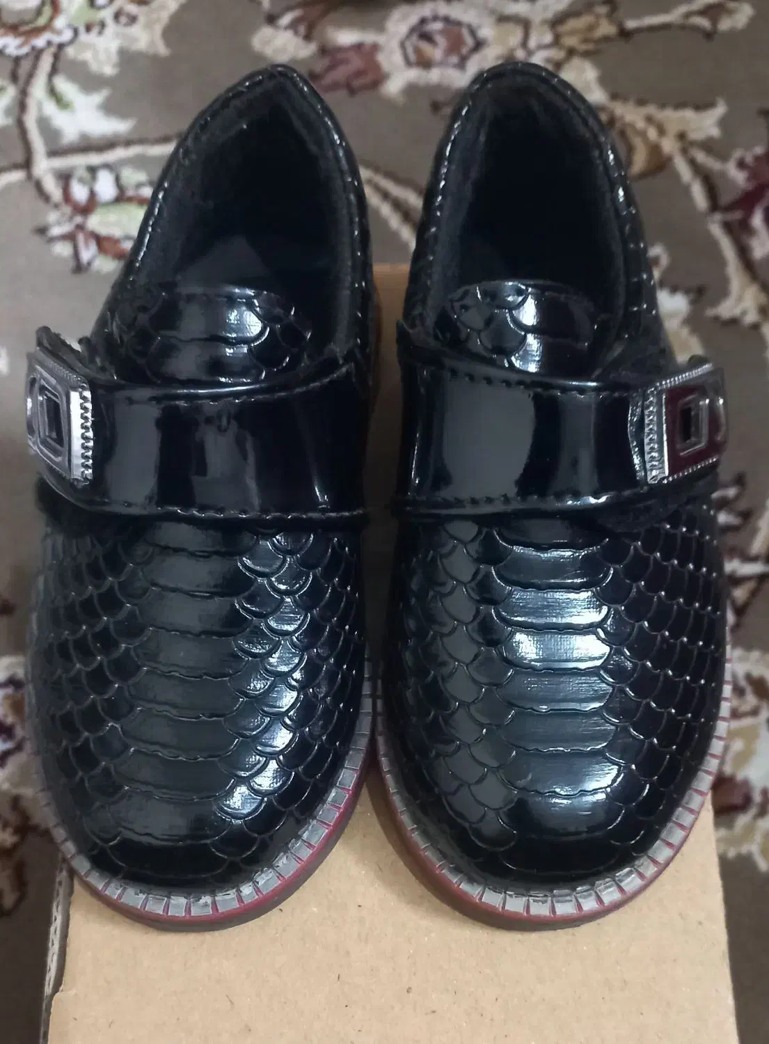 کفش بچگانه|کفش و لباس بچه|بروجرد, |دیوار