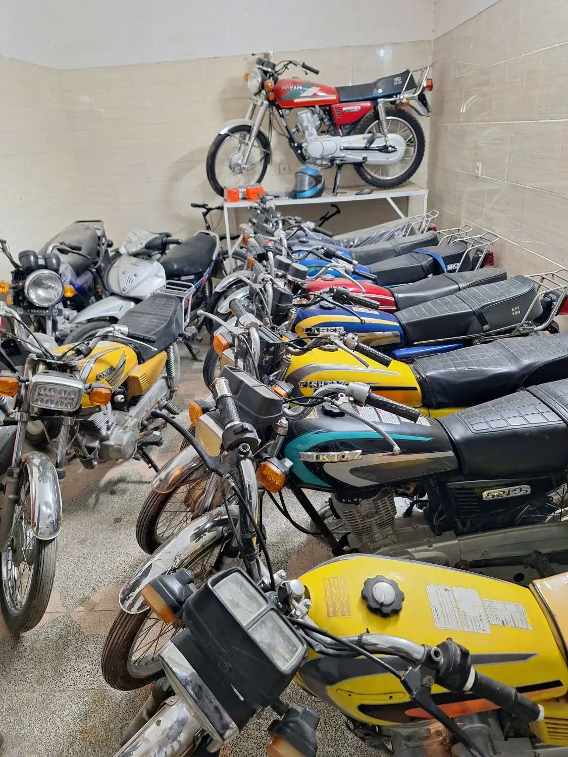 موتورسیکلت|موتورسیکلت|میبد, |دیوار