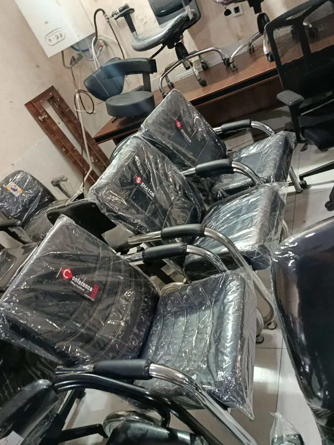 صندلی استوک اداری|مبلمان اداری|مشهد, حسینآباد|دیوار