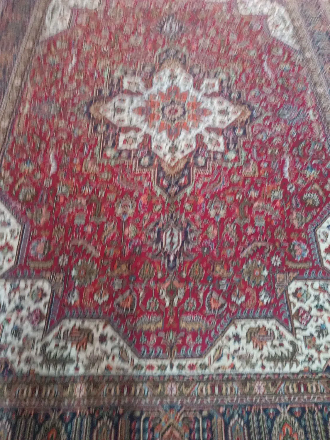 جفت نه متری سی رج کارکرده درحدنو|فرش|تبریز, |دیوار