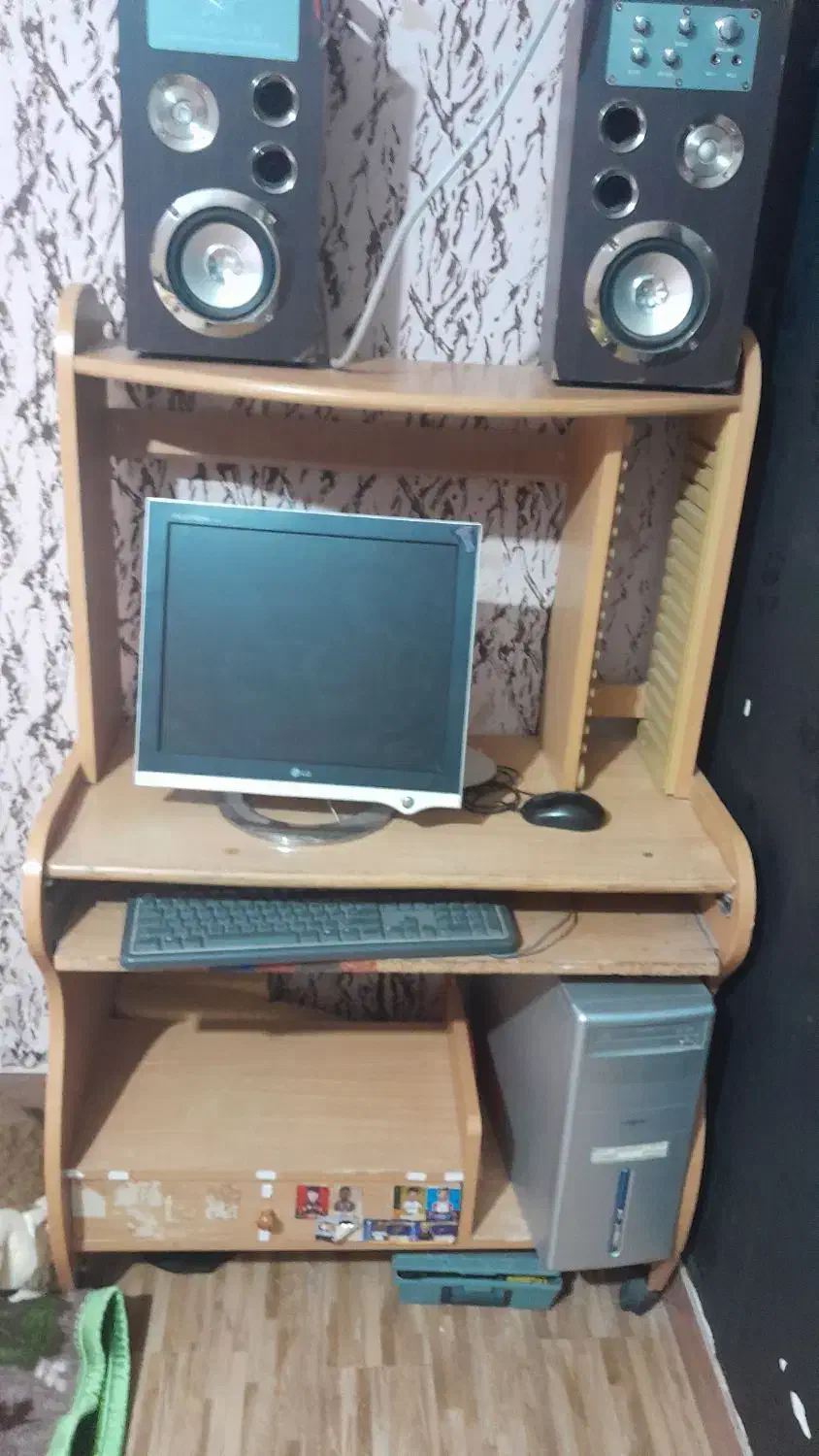 کامپوتر ومیز|رایانه رومیزی|بندرعباس, |دیوار