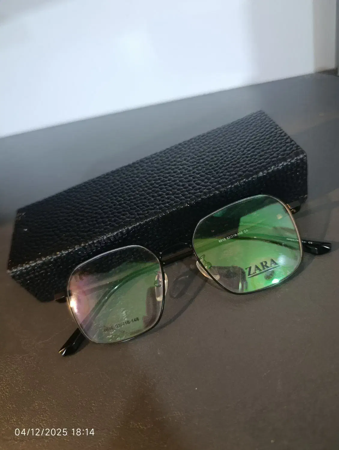 عینک و مایع لنز|زیورآلات و اکسسوری|نهاوند, |دیوار