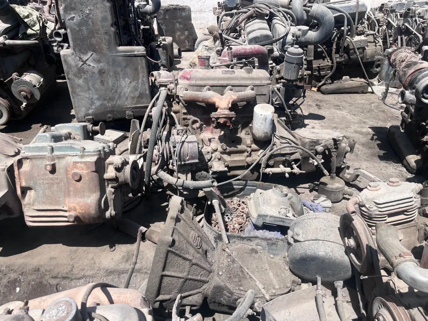 لوازم اویکو‌آ ۶۰ و فیات واتوبوس های ۳۰۲ و۴۵۷|قطعات یدکی و لوازم جانبی|تهران, خاوران|دیوار