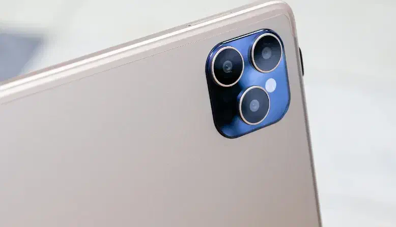 تبلت در حد نو|تبلت|صومعه‌سرا, |دیوار