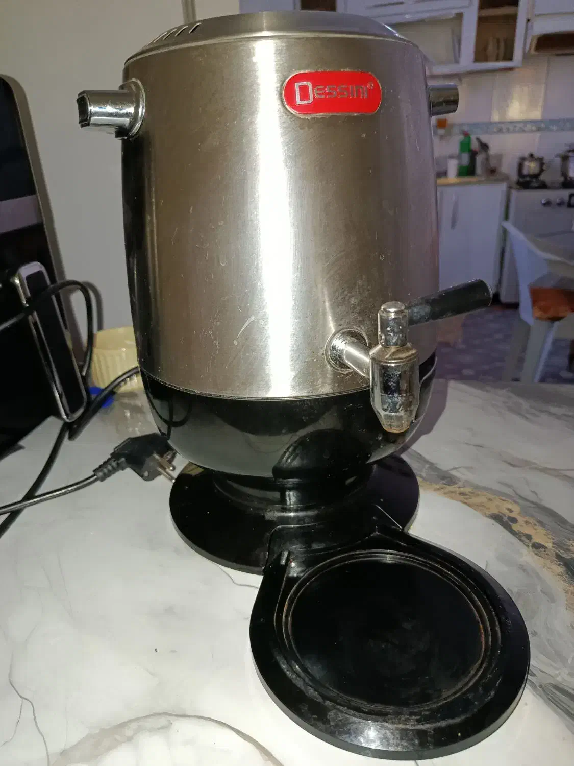 سماور برقی سه لیتری مارک دسینی|اجاق گاز و لوازم برقی پخت‌وپز|قائم‌شهر, |دیوار