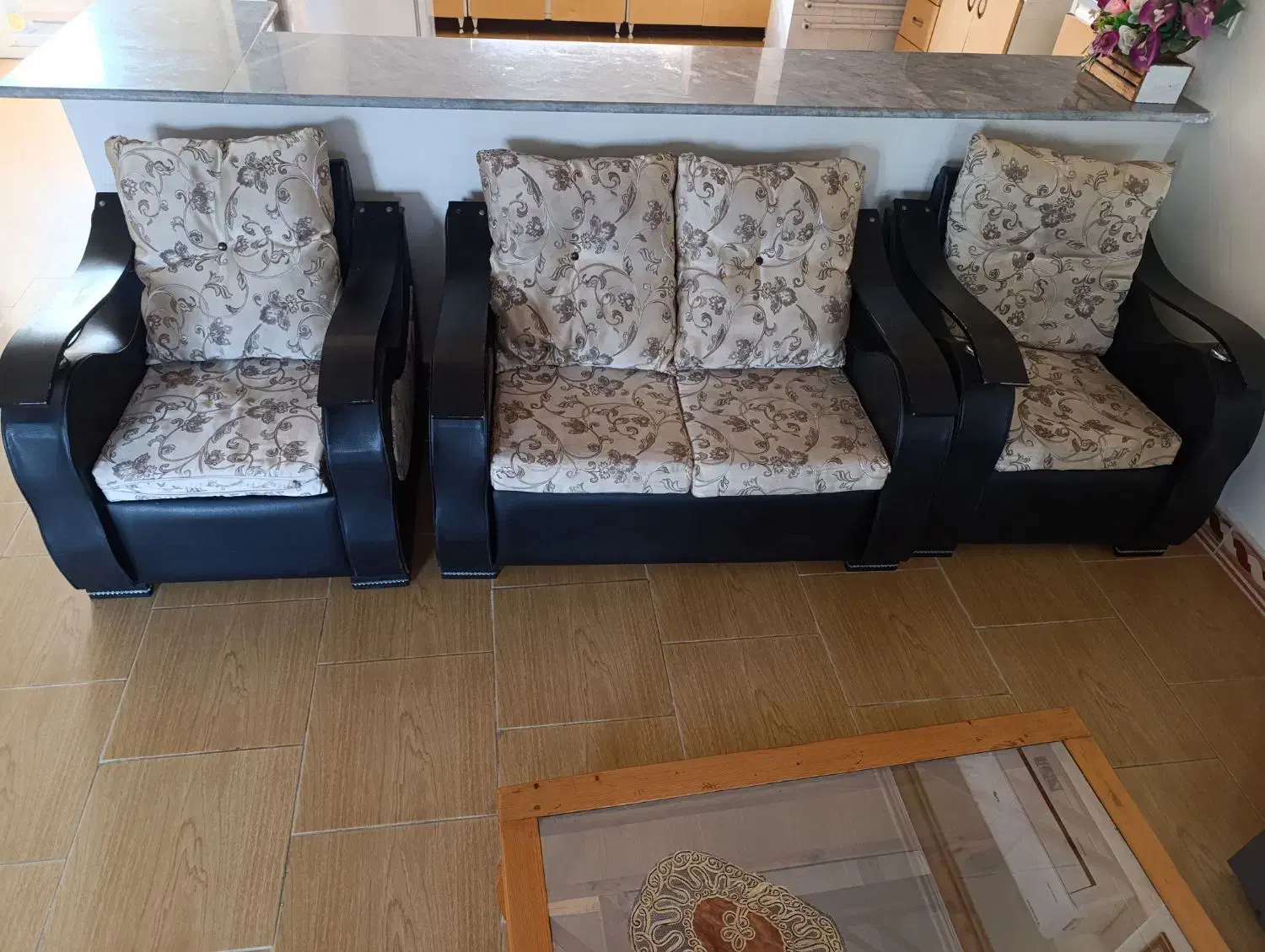 فروش مبل راحتی|مبلمان خانگی و میز عسلی|رامسر, |دیوار