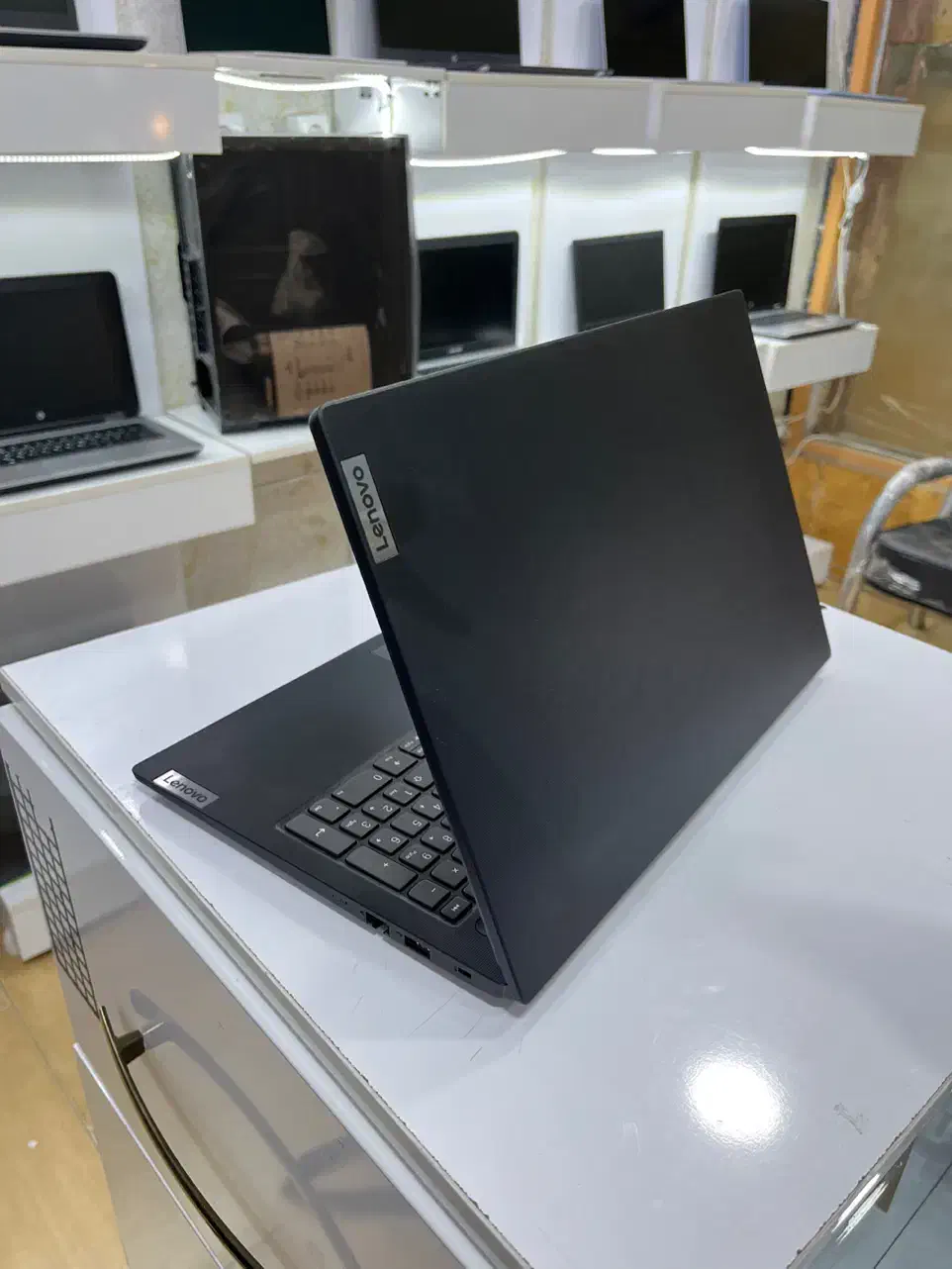 گرافیک دار شهر لپ تاپ Lenovo|رایانه همراه|خرم‌آباد, |دیوار