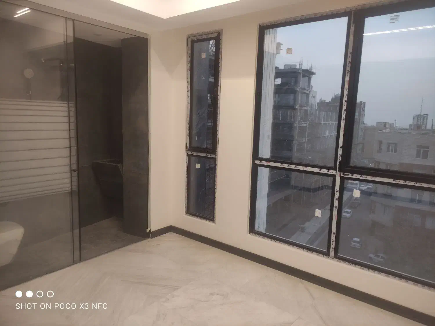 آپارتمان 130متری/نوساز/مرزداران