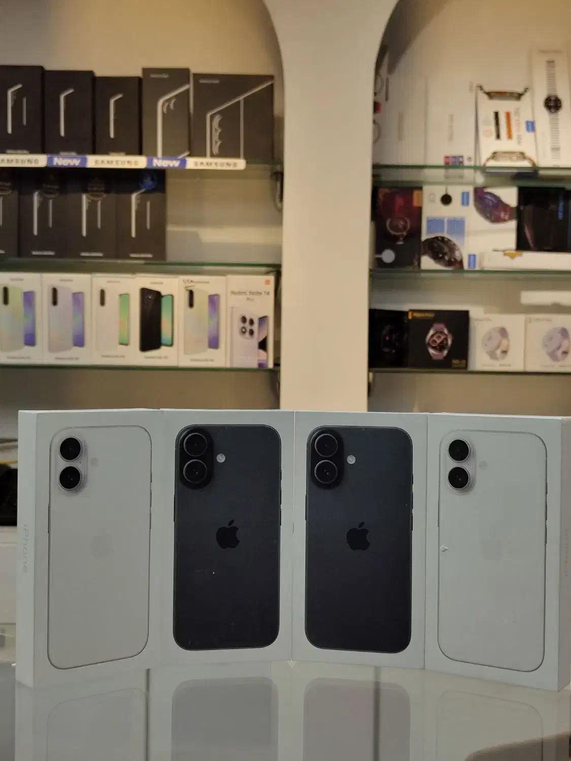 17 normal|موبایل|شیراز, زند|دیوار