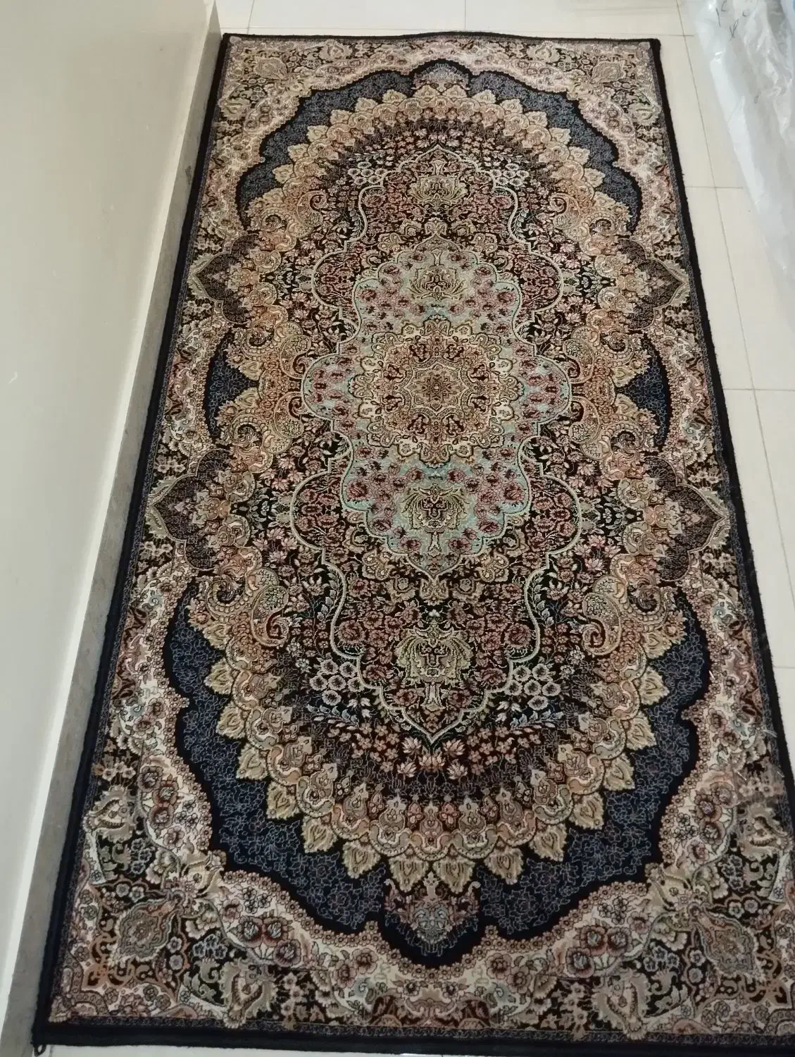 فرش کناره و تیکه ای سرمه ای|فرش|تهران, مشیریه|دیوار