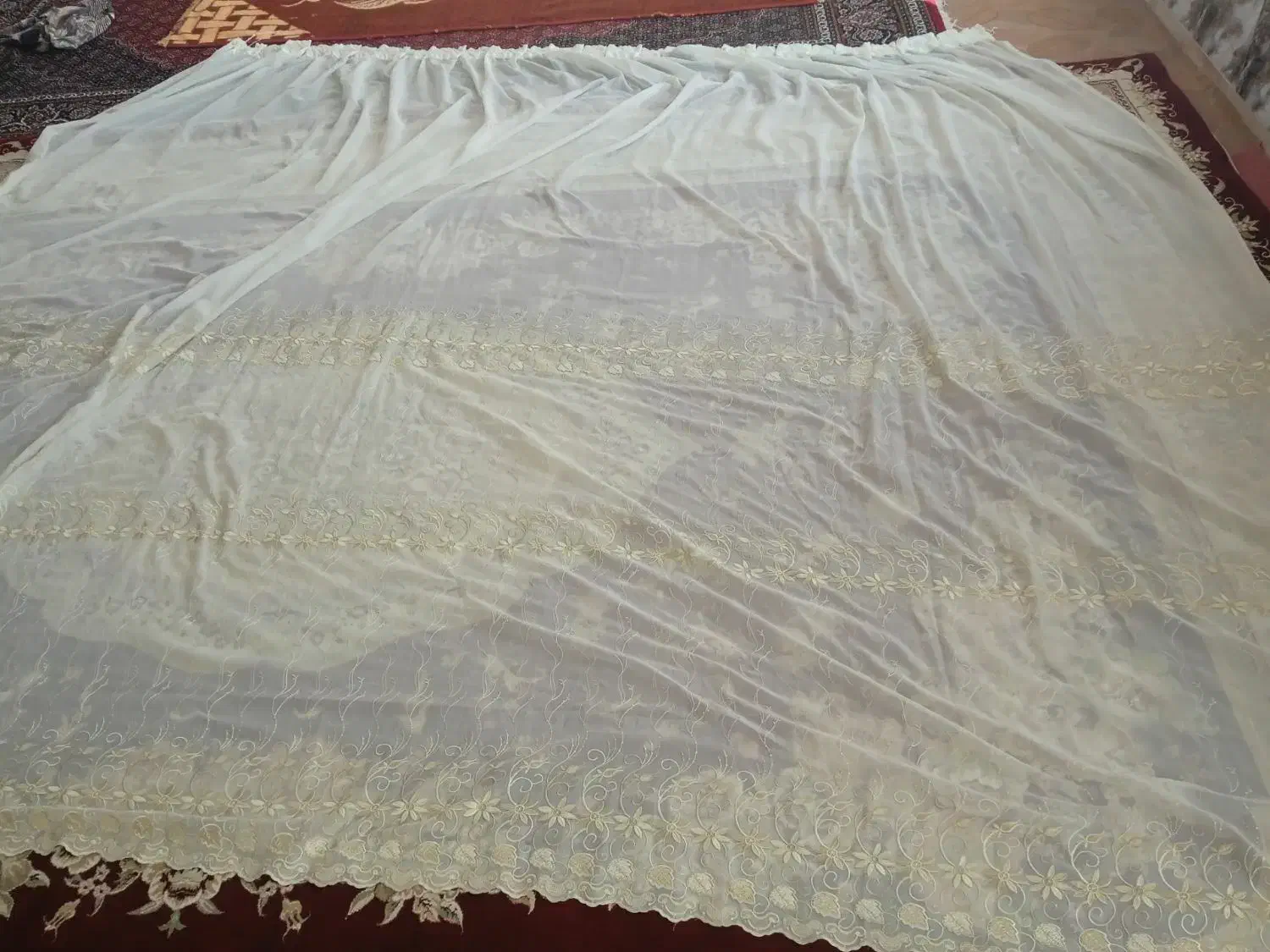 پرده|پرده، رانر، رومیزی|خوی, |دیوار