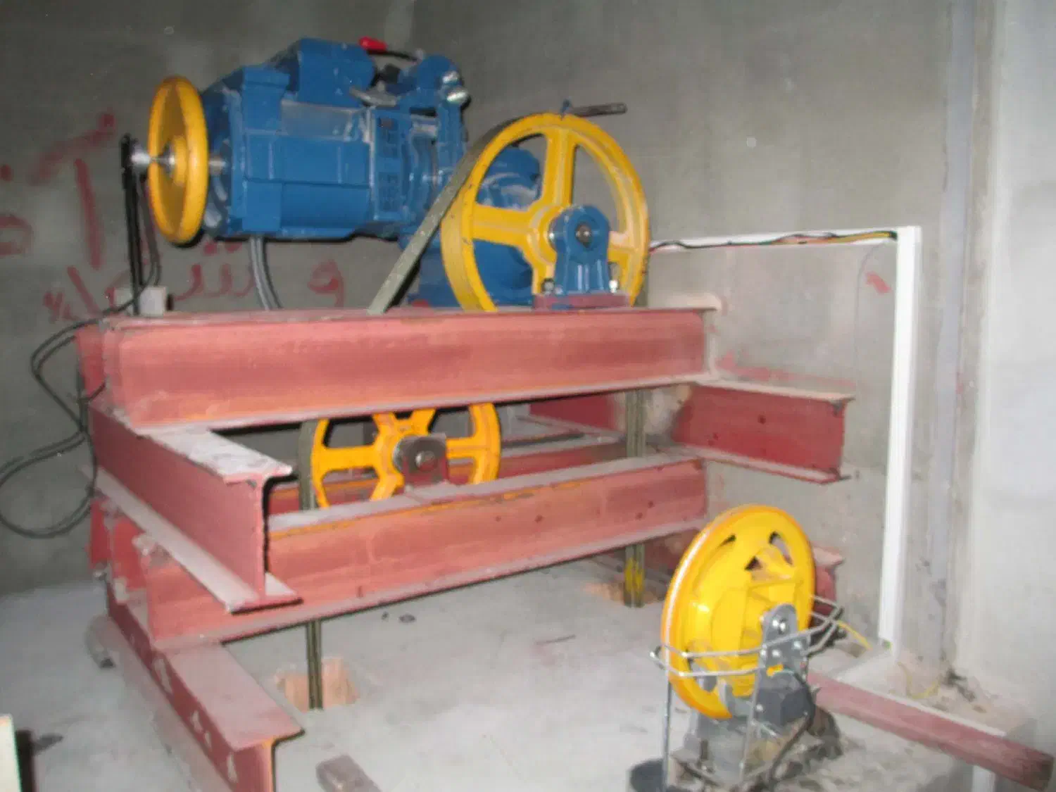 نصب،تعمیرات و سرویس آسانسور و فروش|خدمات پیشه و مهارت|همدان, |دیوار