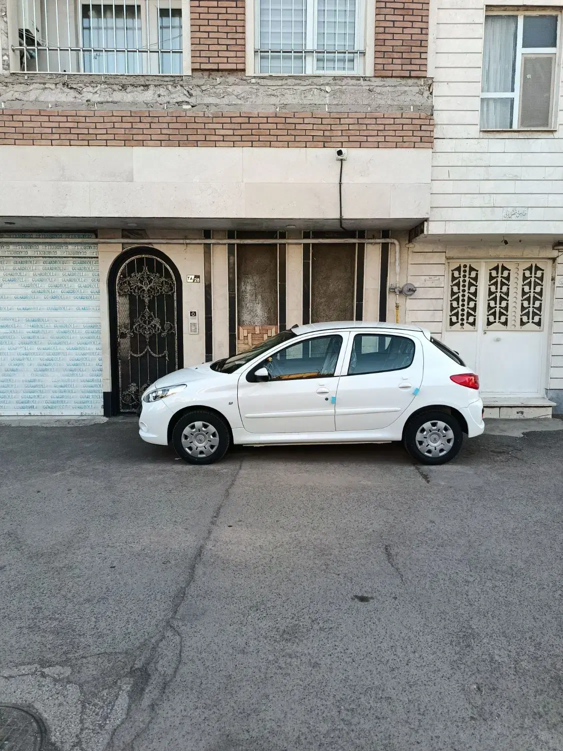 پژو ۲۰۷ خشک|خودرو سواری و وانت|قزوین, |دیوار