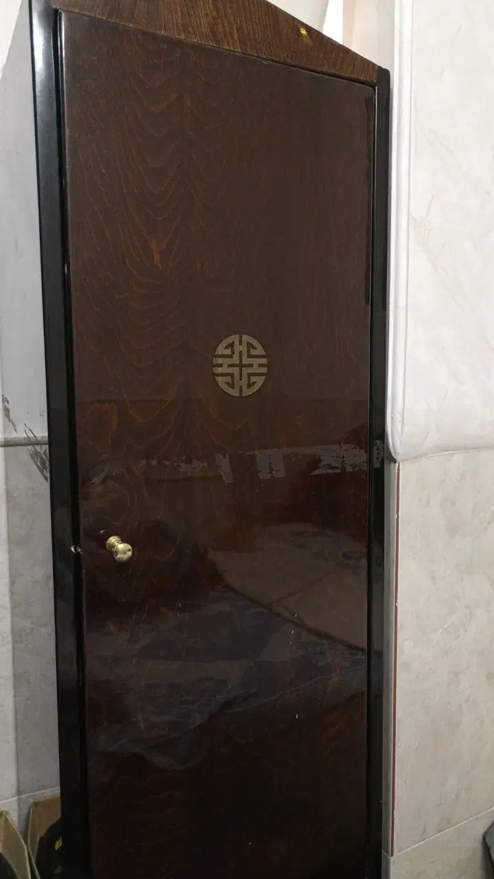 سرویس کامل چوب تخت.۲کمد،میز آرایش وصندلی بدون آینه|تخت و سرویس خواب|قم, صفاشهر|دیوار