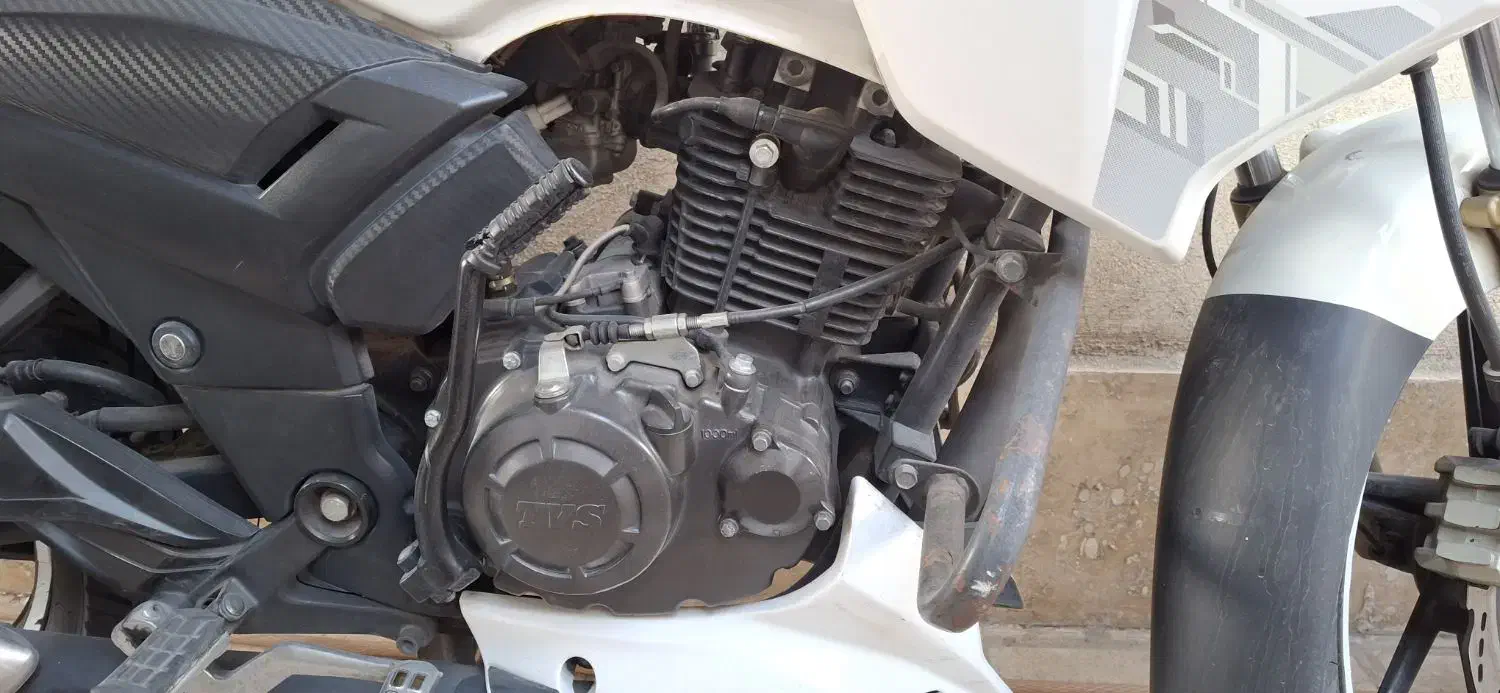 آپاچی ۱۸۰ سالم درجه یک لازرورقی|موتورسیکلت|تهران, نیروی دریایی|دیوار