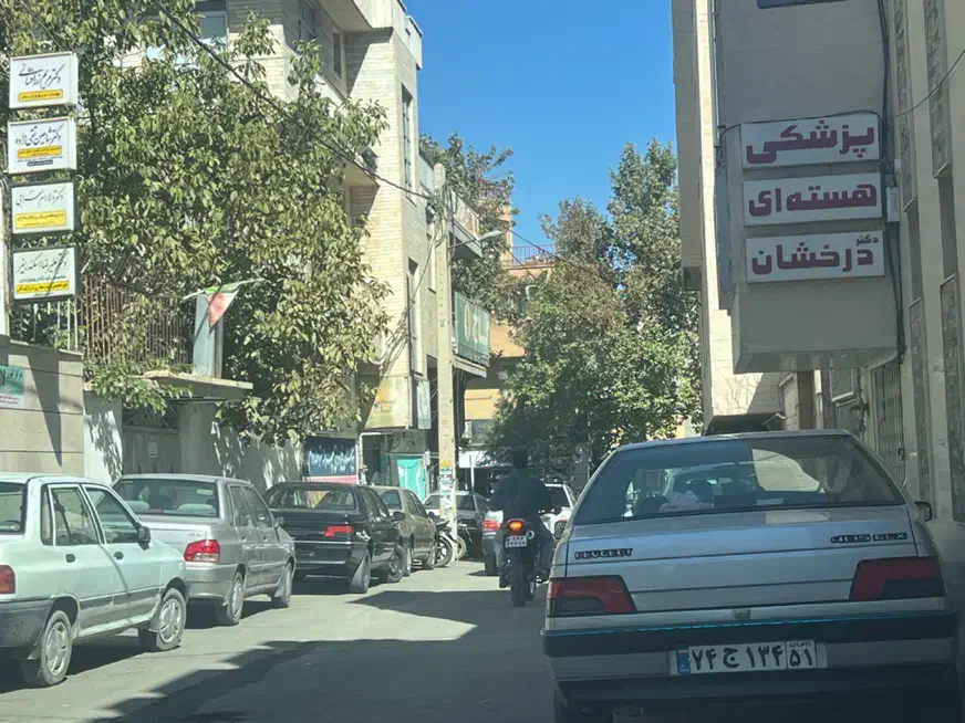 اجاره واحدخدماتی اداری(ساختمان پزشکان)|اجارهٔ دفتر کار، اتاق اداری، مطب|سنندج, |دیوار