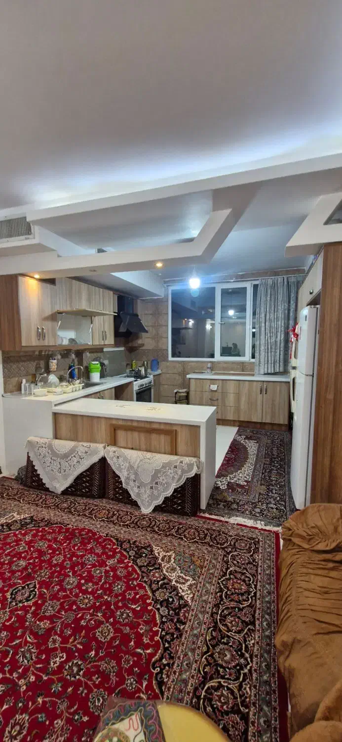 آپارتمان ۹۷ متری خیابان ۲۲ بهمن|فروش آپارتمان|کاشان, کوچه باسکول|دیوار