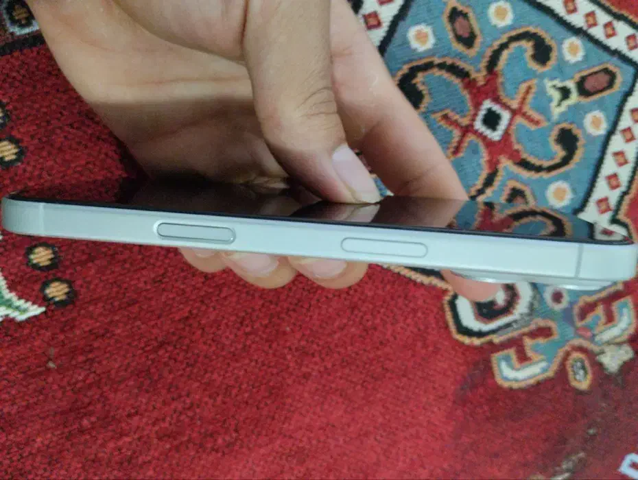 فروشی آیفون ۱۶نرمال|موبایل|اردبیل, |دیوار