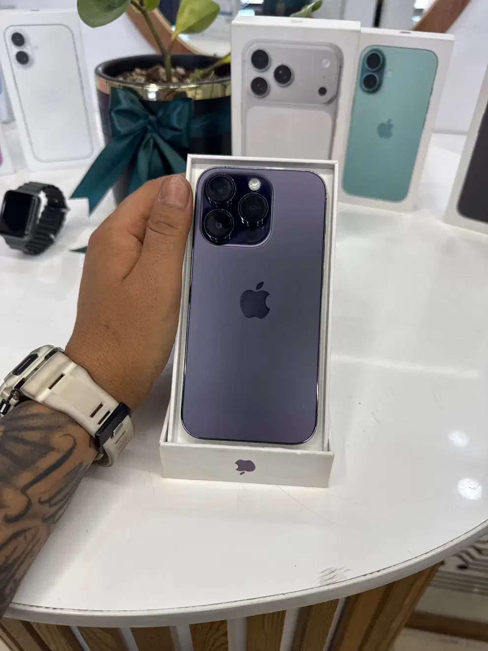 ۱۴پرو کارتن اصلی ۲۵۶|موبایل|یزد, |دیوار