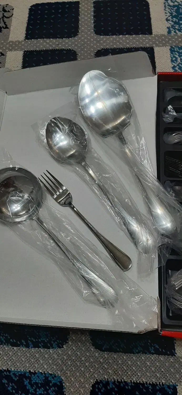 سرویس قاشق چنگال|ظروف سرو و پذیرایی|خرم‌آباد, |دیوار