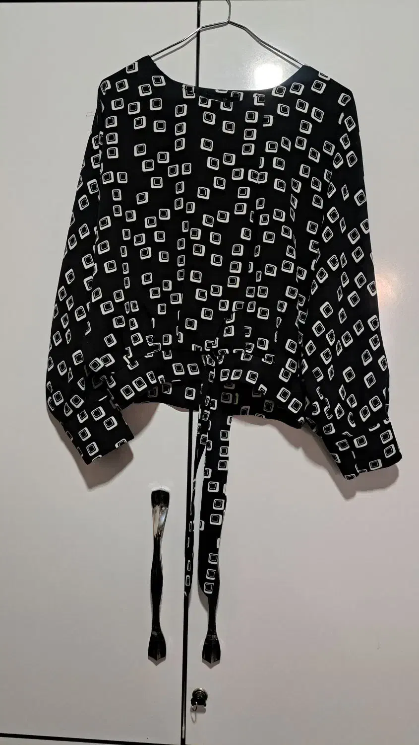 شومیز|لباس|خرم‌آباد, |دیوار