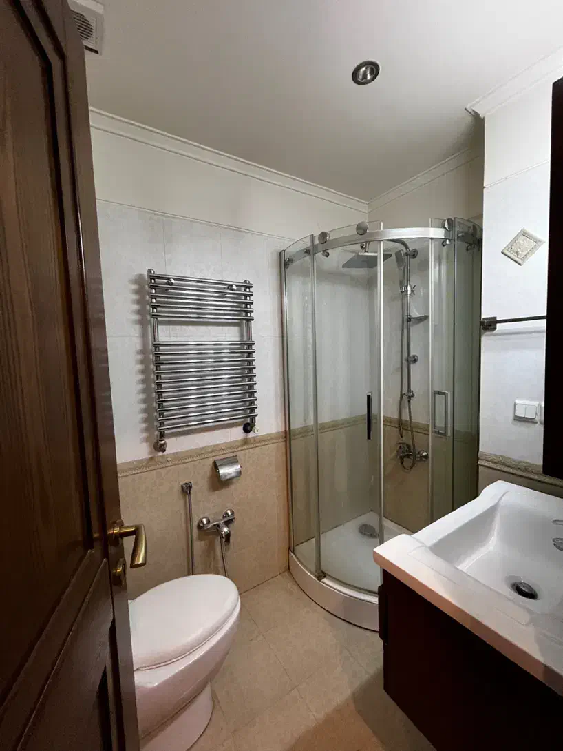 ۲۰۰ متر، فول، کامرانیه