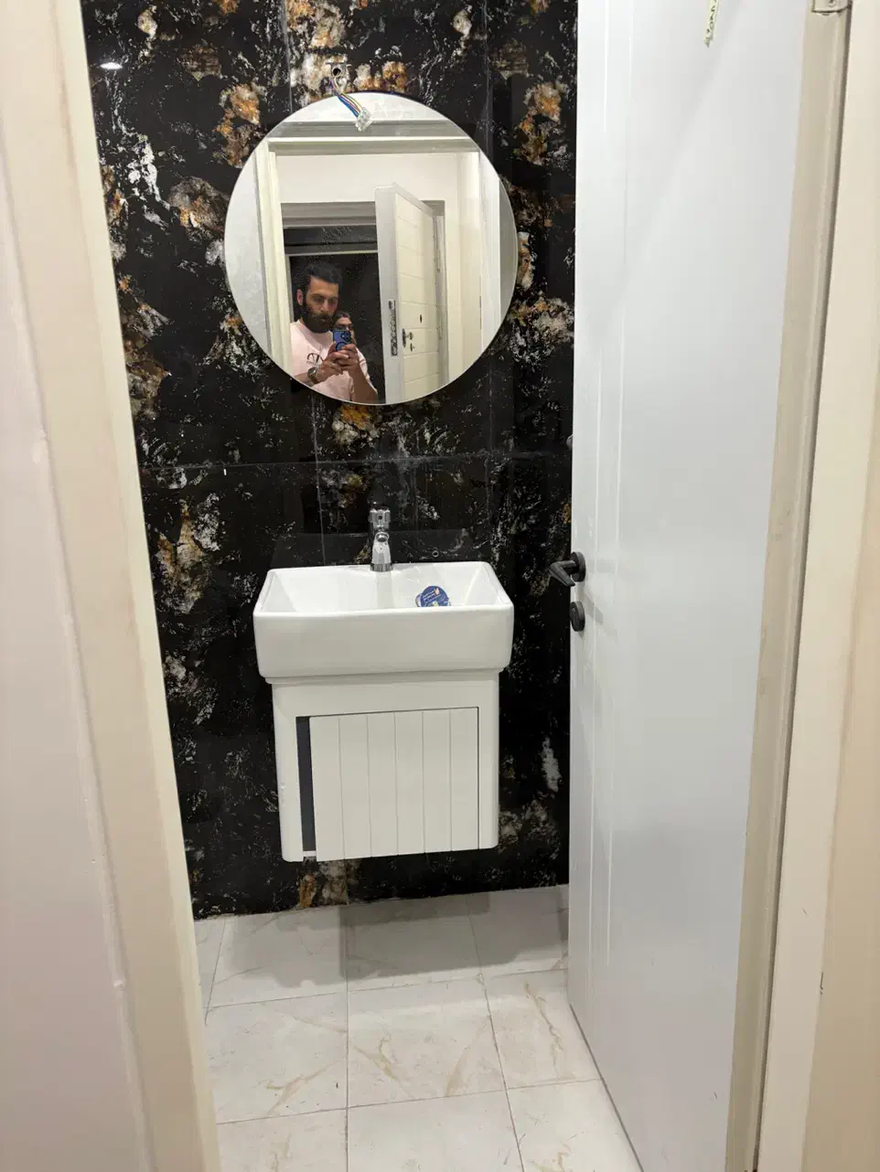 اپارتمان۹۰متری نوساز (پارکینگ و اسانسور وانباری)|فروش آپارتمان|تهران, زرکش|دیوار